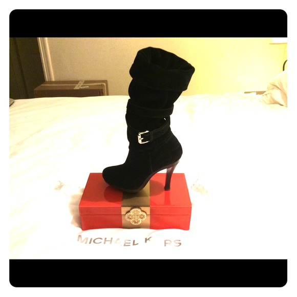 Michael Kors Shoes - Michael KORS black suede boots. Size 6 Mid calf.